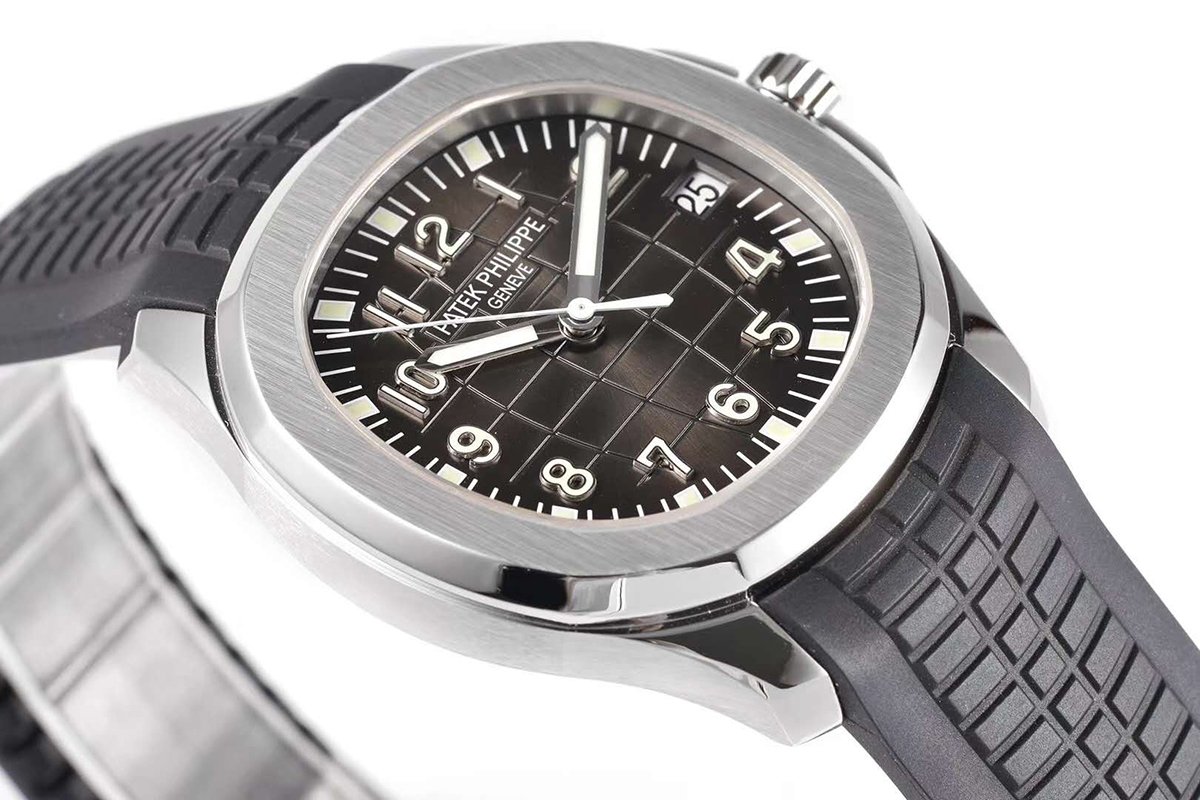 Aquanaut 5165A-001 Black Dial in Steel - Image 7