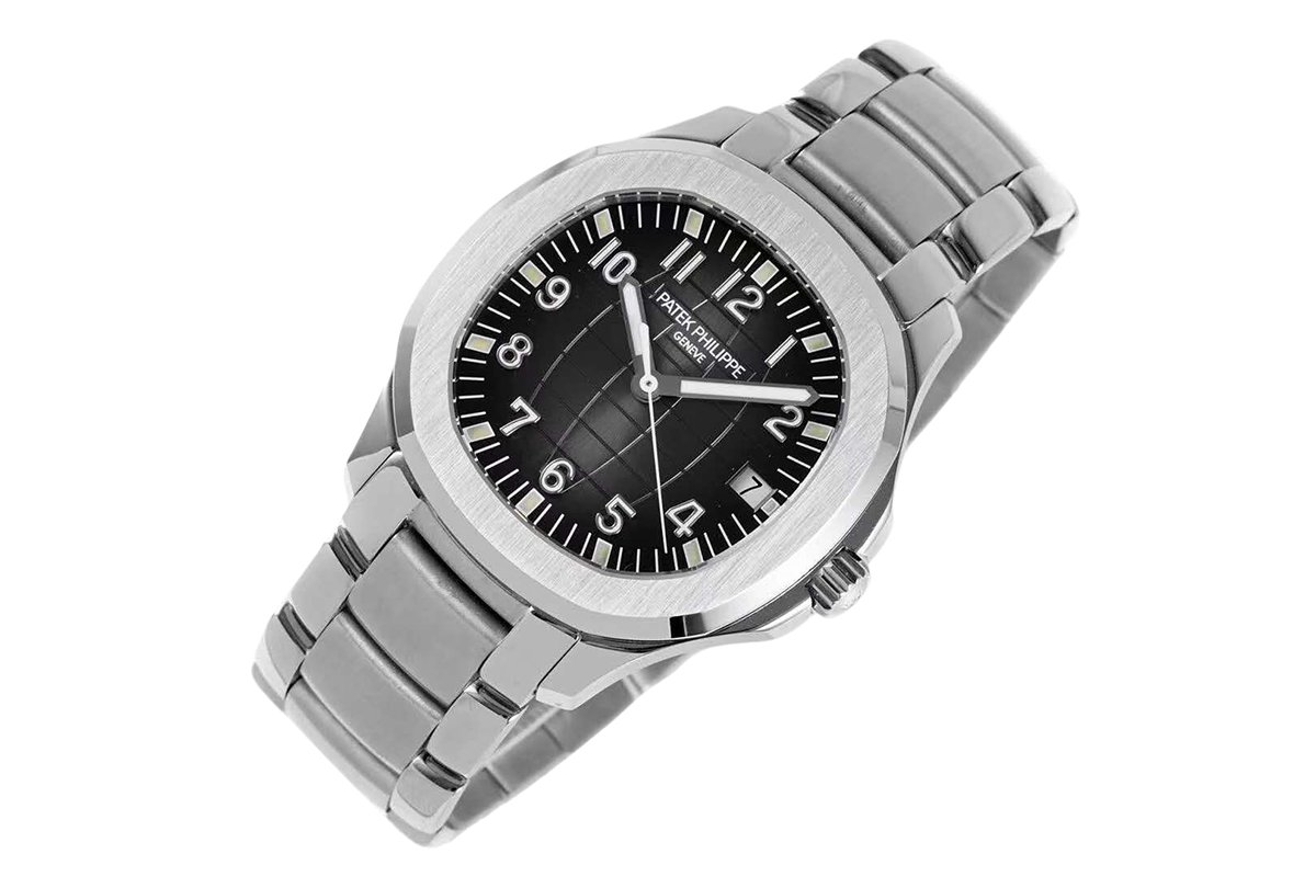 Aquanaut 5167/1A-001 Black Dial in Steel on Bracelet - Image 2