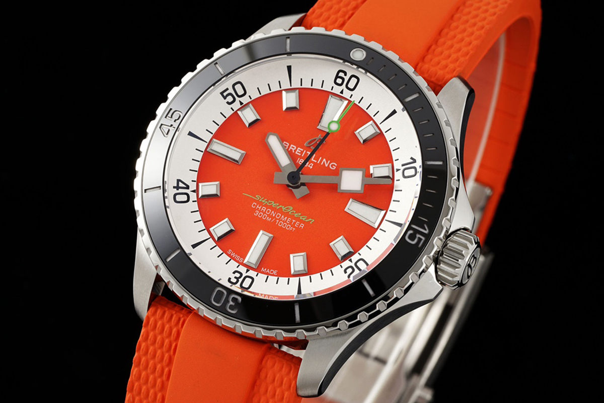 Superocean Automatic 44 Kelly Slater Ref: A173751A1O1S1 - Image 2